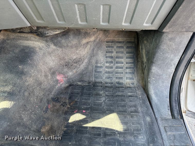 image for item FG2912 2012 Ford F550 Super Duty Ext. Cab flatbed truck