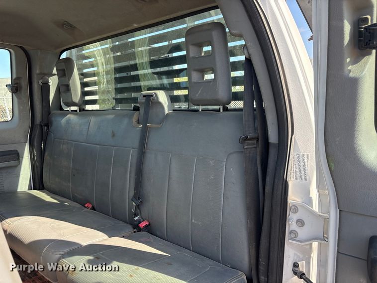 image for item FG2912 2012 Ford F550 Super Duty Ext. Cab flatbed truck