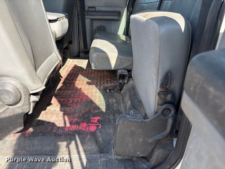 image for item FG2912 2012 Ford F550 Super Duty Ext. Cab flatbed truck