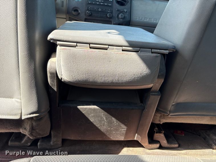 image for item FG2912 2012 Ford F550 Super Duty Ext. Cab flatbed truck