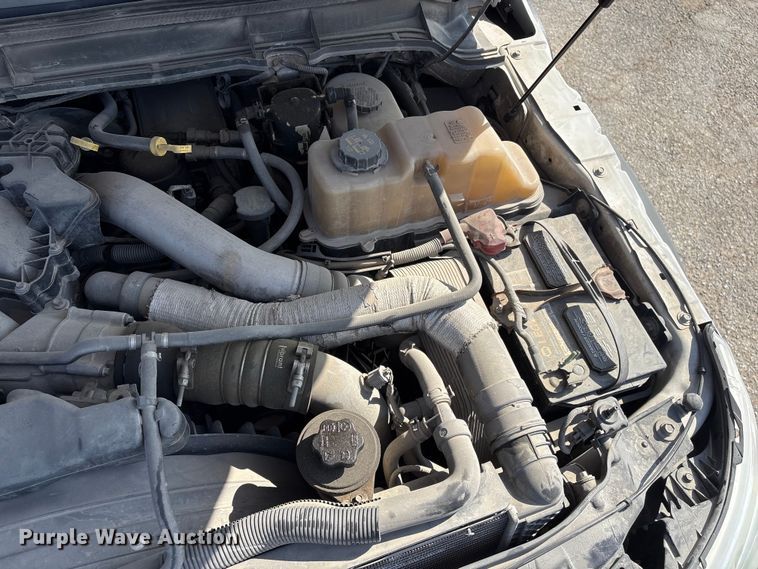 image for item FG2912 2012 Ford F550 Super Duty Ext. Cab flatbed truck