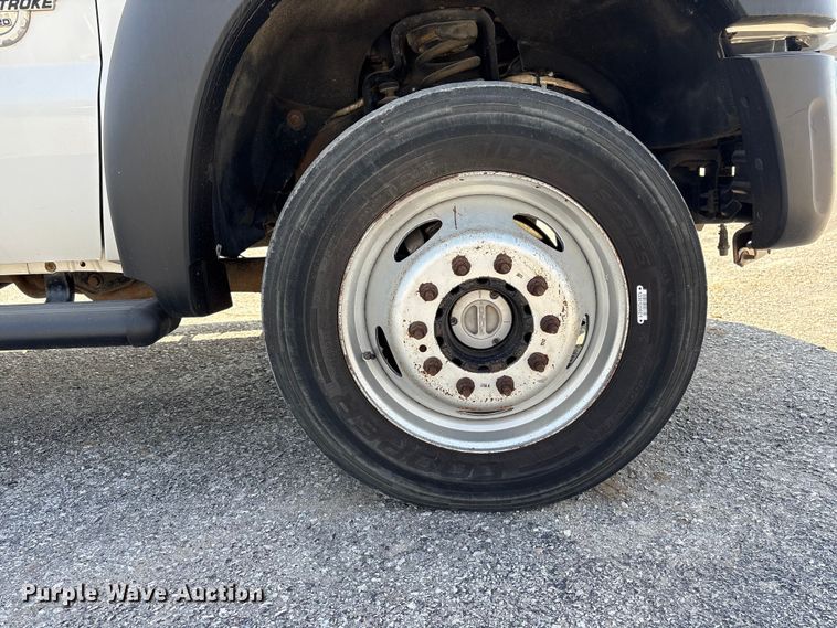 image for item FG2912 2012 Ford F550 Super Duty Ext. Cab flatbed truck