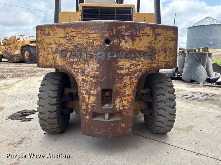 image for item FG2945 Caterpillar V80E forklift