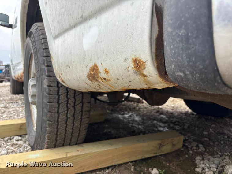 image for item FG2946 2011 GMC Savana van