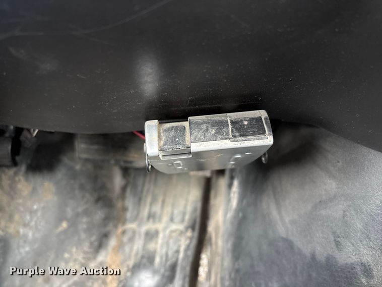 image for item FG2946 2011 GMC Savana van