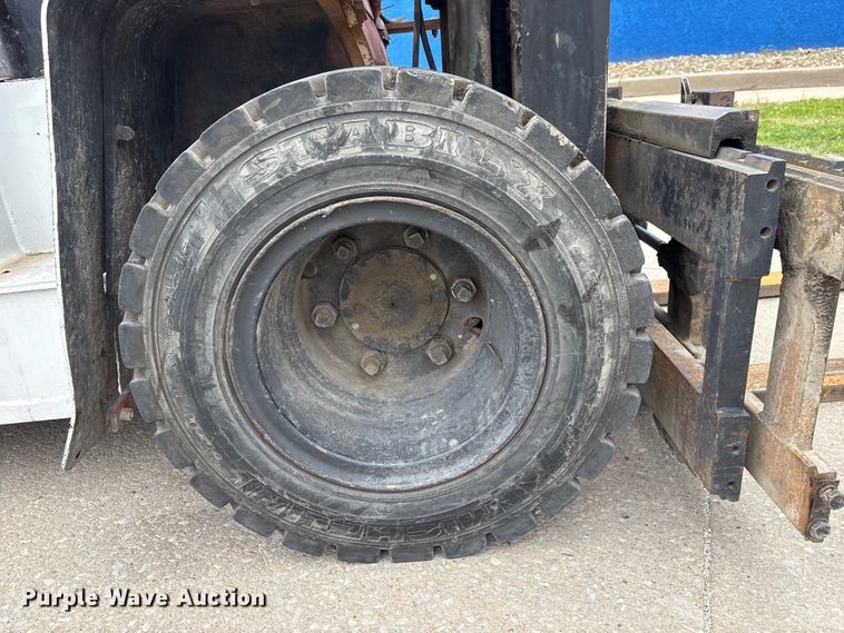 image for item FG2963 Nissan WGF03A40V forklift