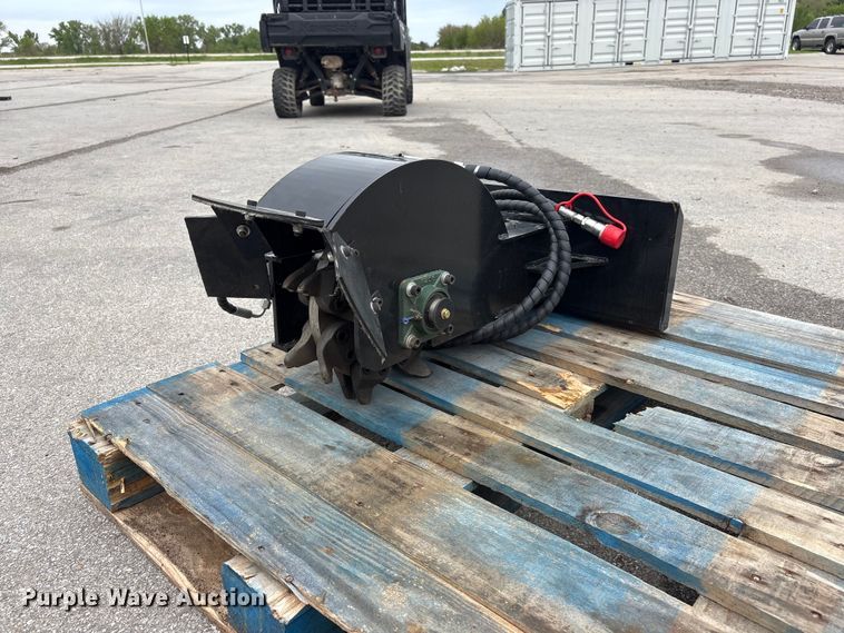 image for item FG2992 2026 Giyi SZYMJ skid steer stump grinder