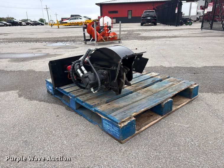 image for item FG2992 2026 Giyi SZYMJ skid steer stump grinder