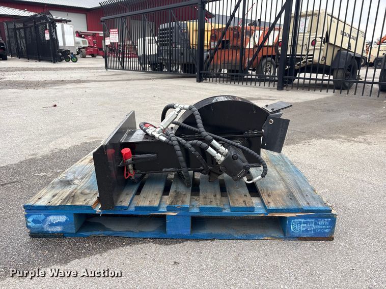 image for item FG2992 2026 Giyi SZYMJ skid steer stump grinder