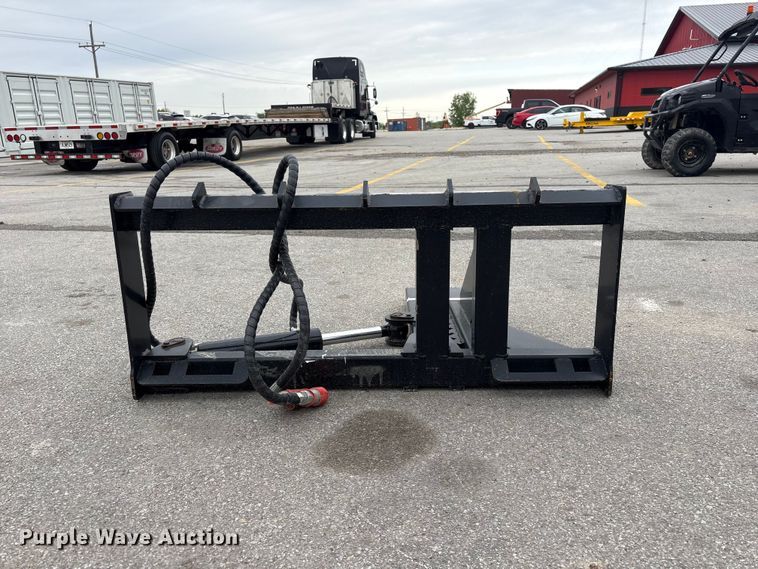 image for item FG2995 2026 Giyi TP25 skid steer tree puller