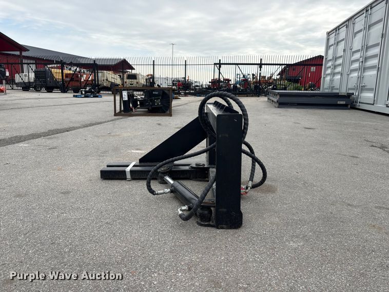 image for item FG2995 2026 Giyi TP25 skid steer tree puller