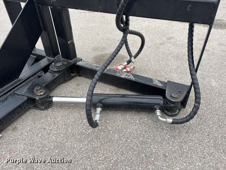 image for item FG2995 2026 Giyi TP25 skid steer tree puller