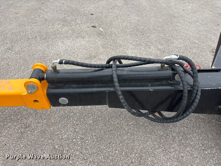 image for item FG2997 2025 Giyi TBS20 skid steer boom