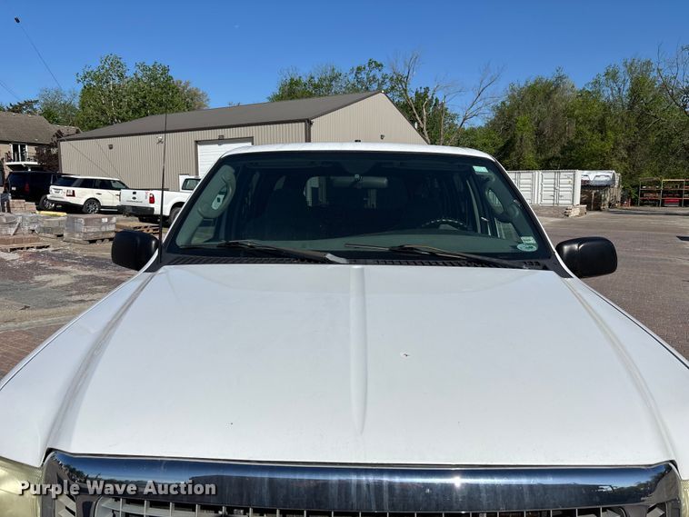 image for item FH7063 2003 Ford Excursion XLT 