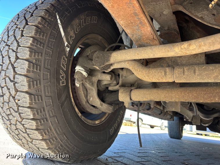 image for item FH7063 2003 Ford Excursion XLT 