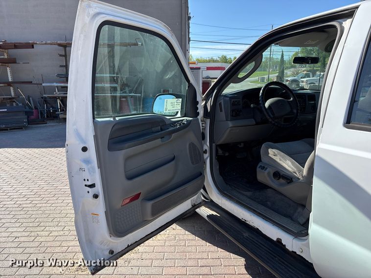 image for item FH7063 2003 Ford Excursion XLT 