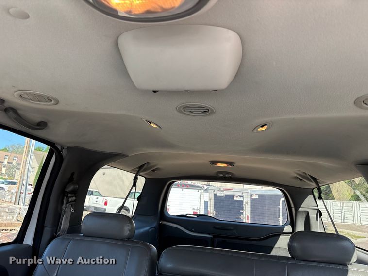 image for item FH7063 2003 Ford Excursion XLT 