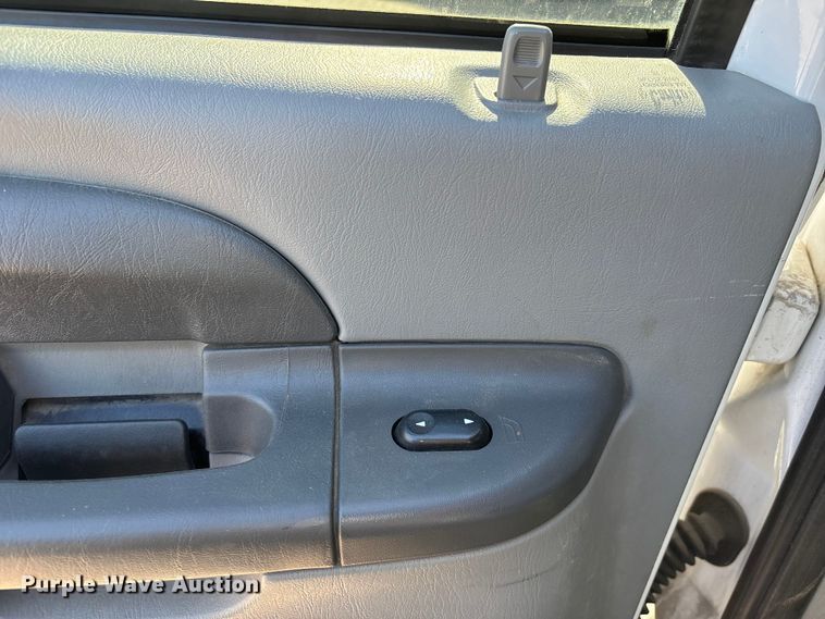 image for item FH7063 2003 Ford Excursion XLT 