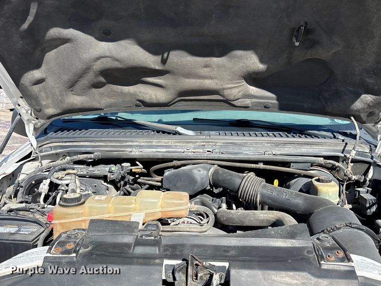 image for item FH7063 2003 Ford Excursion XLT 