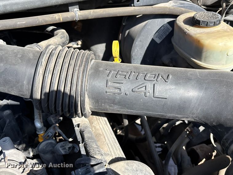 image for item FH7063 2003 Ford Excursion XLT 