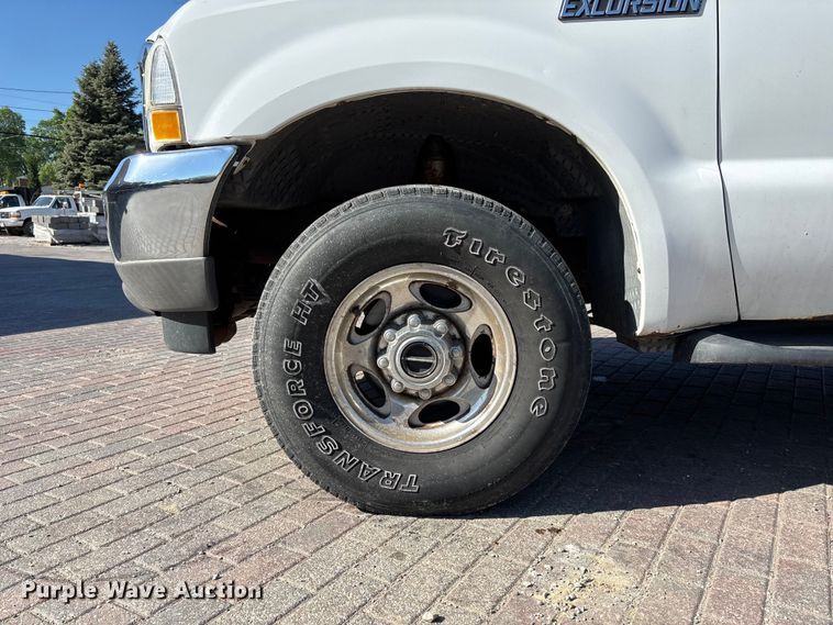 image for item FH7063 2003 Ford Excursion XLT 