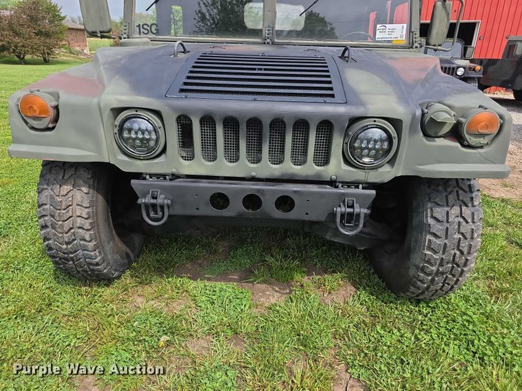 image for item FI1000 1990 AM General M998 Humvee SUV