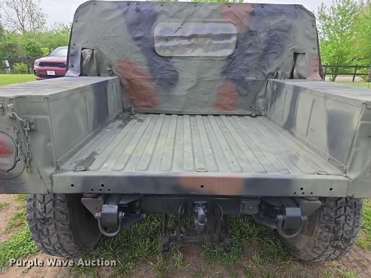 image for item FI1000 1990 AM General M998 Humvee SUV