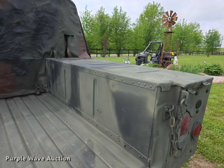 image for item FI1000 1990 AM General M998 Humvee SUV