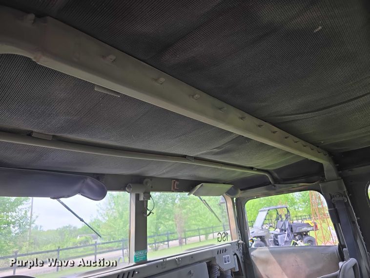 image for item FI1000 1990 AM General M998 Humvee SUV