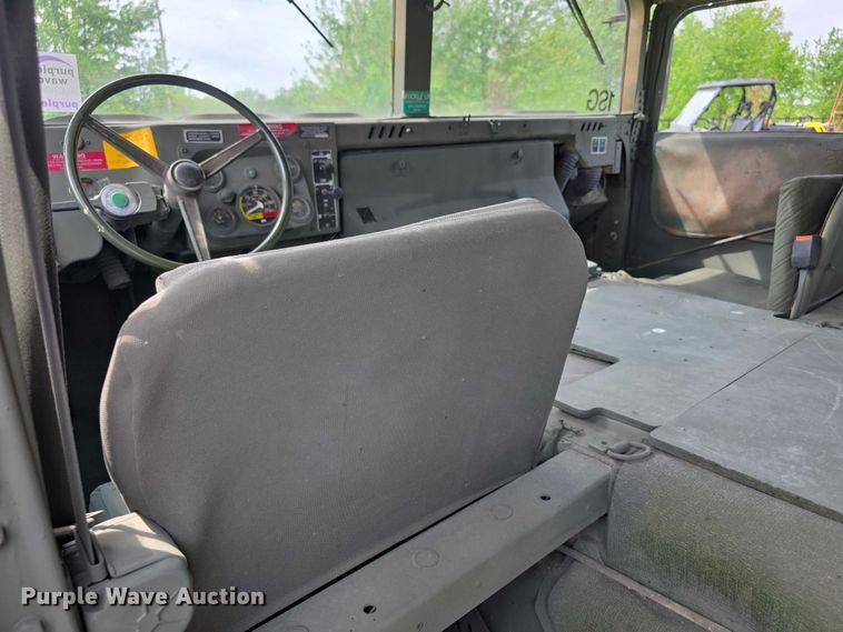 image for item FI1000 1990 AM General M998 Humvee SUV