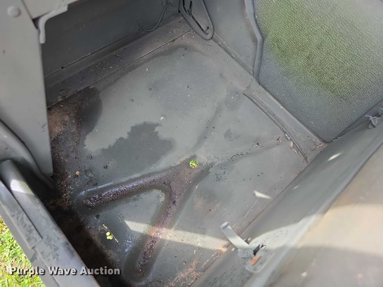 image for item FI1000 1990 AM General M998 Humvee SUV