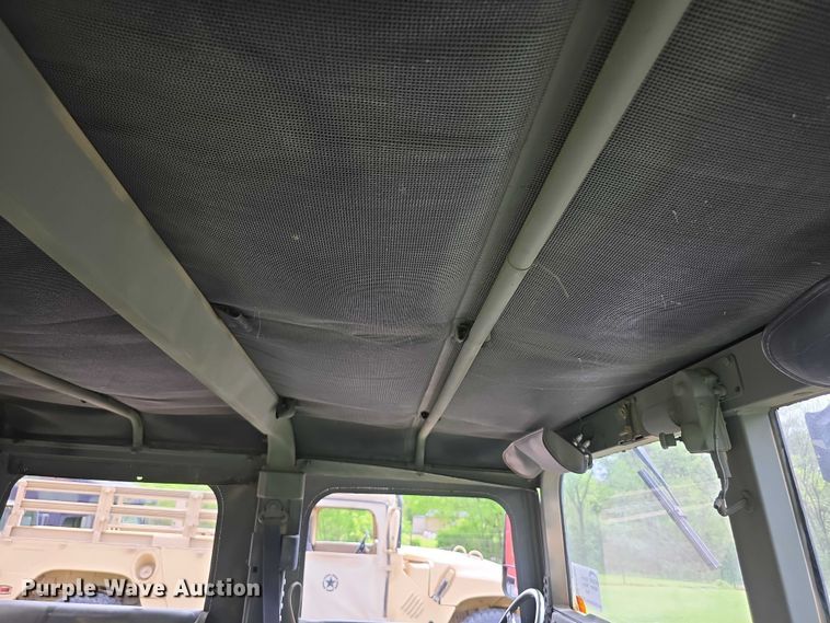 image for item FI1000 1990 AM General M998 Humvee SUV