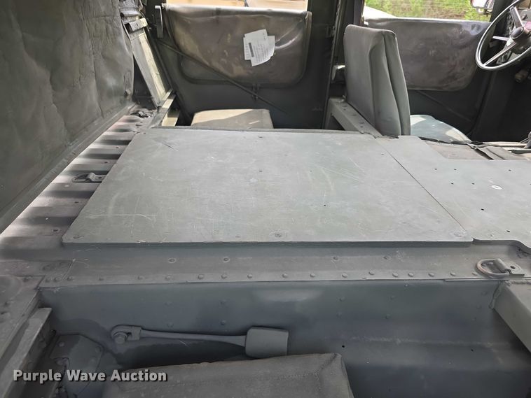 image for item FI1000 1990 AM General M998 Humvee SUV