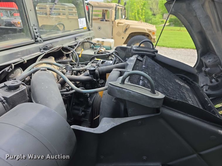image for item FI1000 1990 AM General M998 Humvee SUV