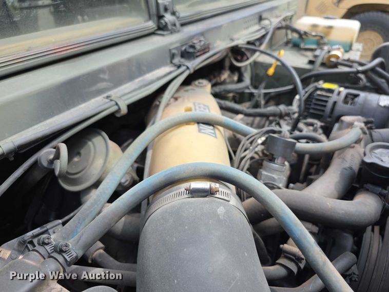 image for item FI1000 1990 AM General M998 Humvee SUV