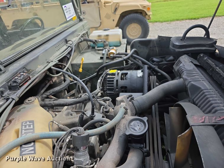 image for item FI1000 1990 AM General M998 Humvee SUV