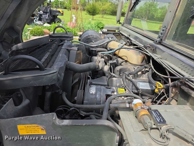 image for item FI1000 1990 AM General M998 Humvee SUV