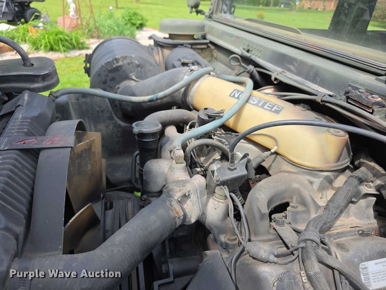 image for item FI1000 1990 AM General M998 Humvee SUV