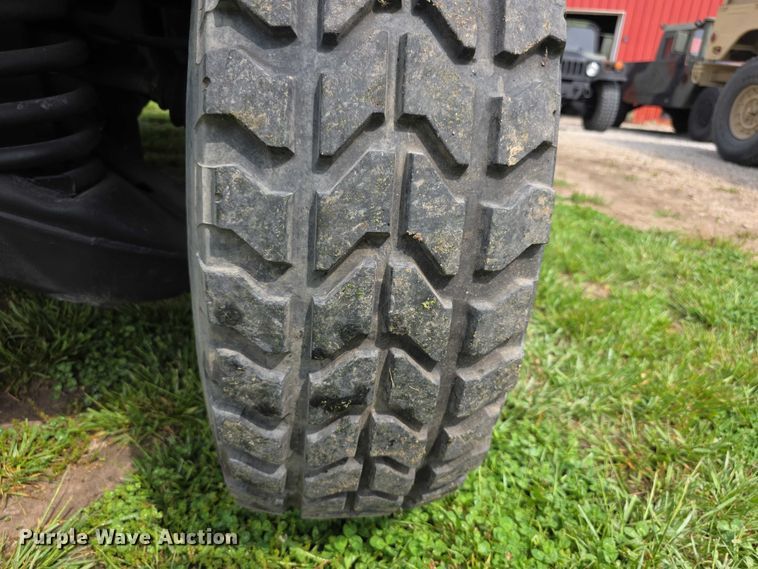 image for item FI1000 1990 AM General M998 Humvee SUV