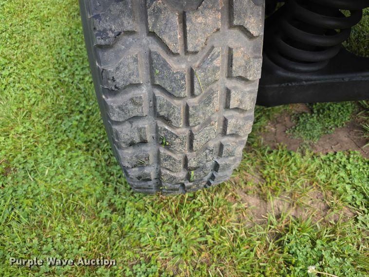 image for item FI1000 1990 AM General M998 Humvee SUV