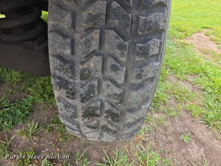 image for item FI1000 1990 AM General M998 Humvee SUV