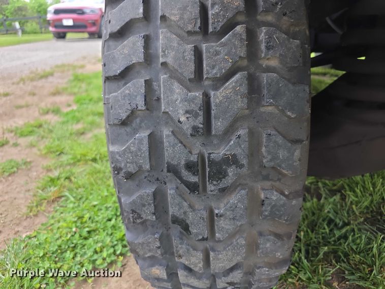 image for item FI1000 1990 AM General M998 Humvee SUV