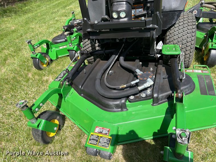 image for item FK0079 2019 John Deere 1600 WAM TD lawn mower