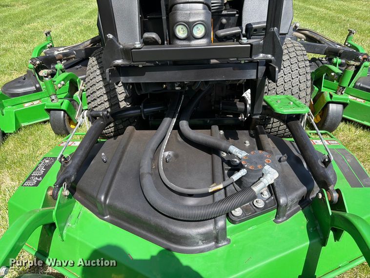image for item FK0079 2019 John Deere 1600 WAM TD lawn mower