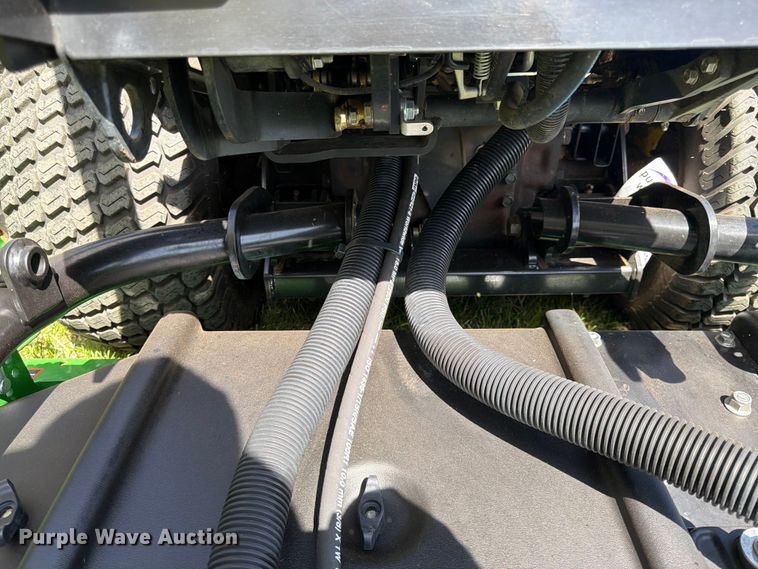 image for item FK0079 2019 John Deere 1600 WAM TD lawn mower