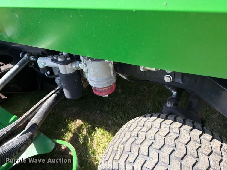 image for item FK0079 2019 John Deere 1600 WAM TD lawn mower