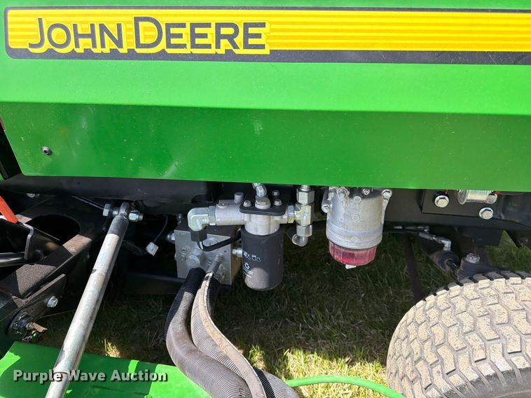 image for item FK0079 2019 John Deere 1600 WAM TD lawn mower