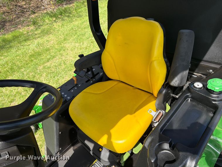 image for item FK0079 2019 John Deere 1600 WAM TD lawn mower