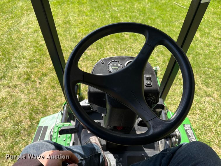 image for item FK0079 2019 John Deere 1600 WAM TD lawn mower