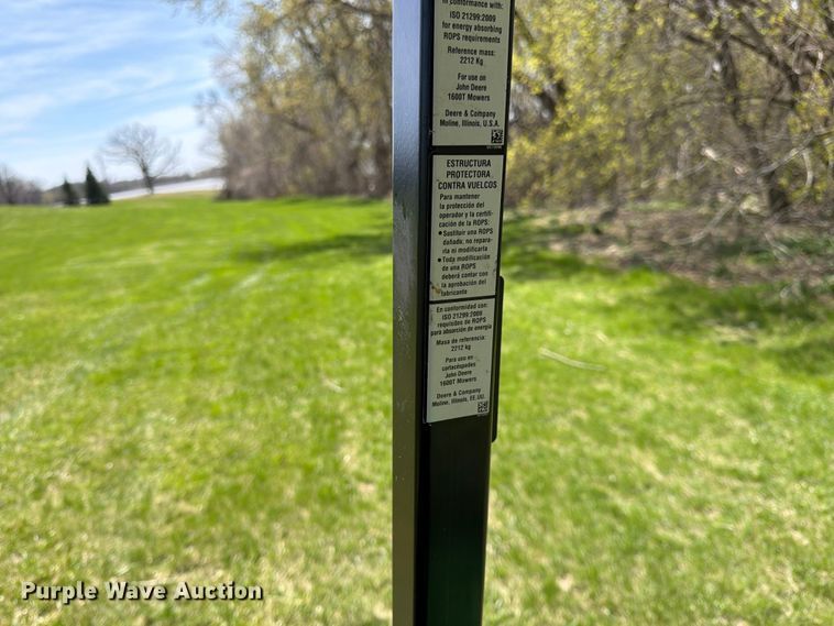 image for item FK0079 2019 John Deere 1600 WAM TD lawn mower